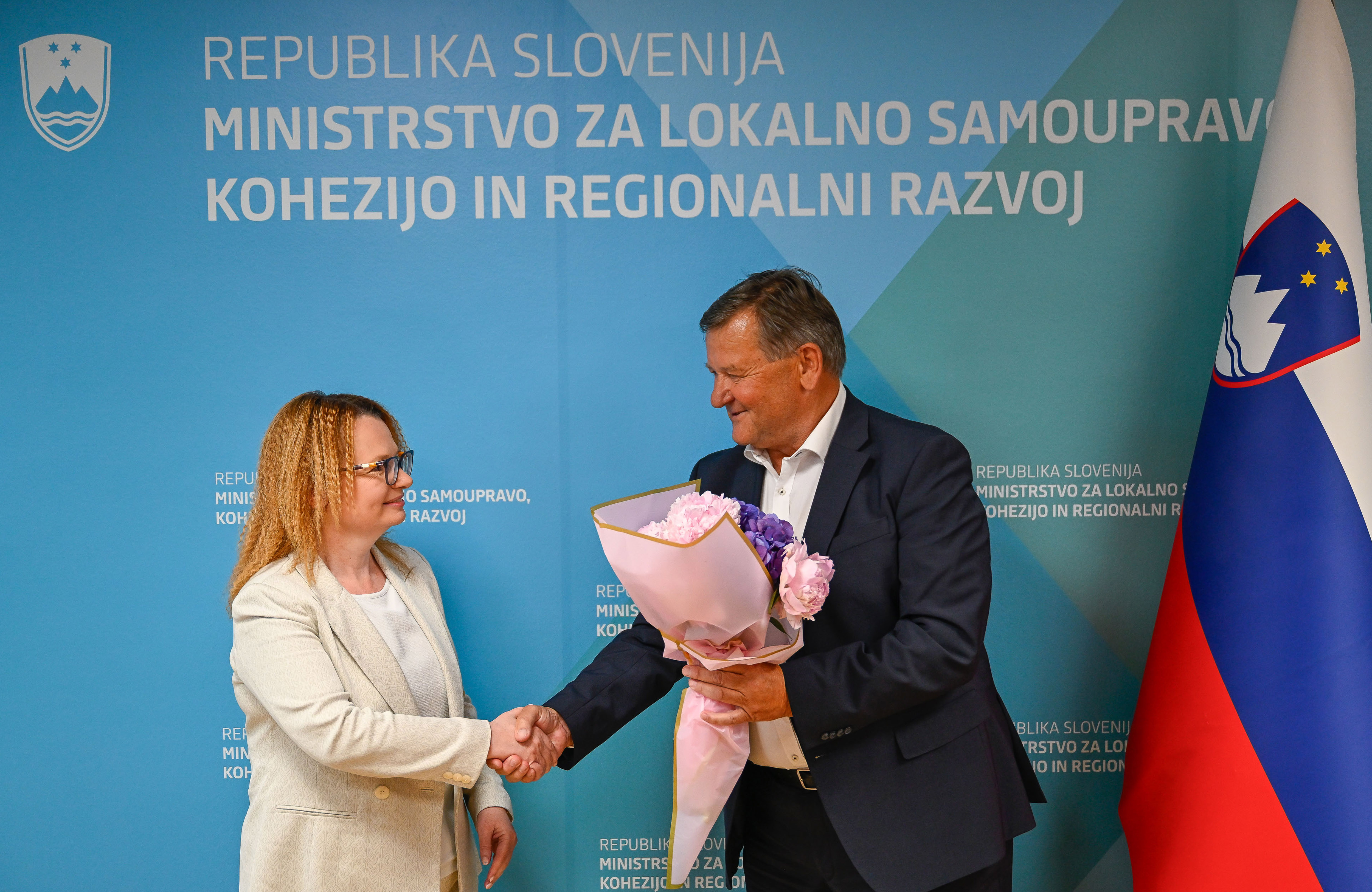 Primopredaja, ministrstvo za kohezijo, Monika Kirbiš Rojs, Aleksander Jevšek