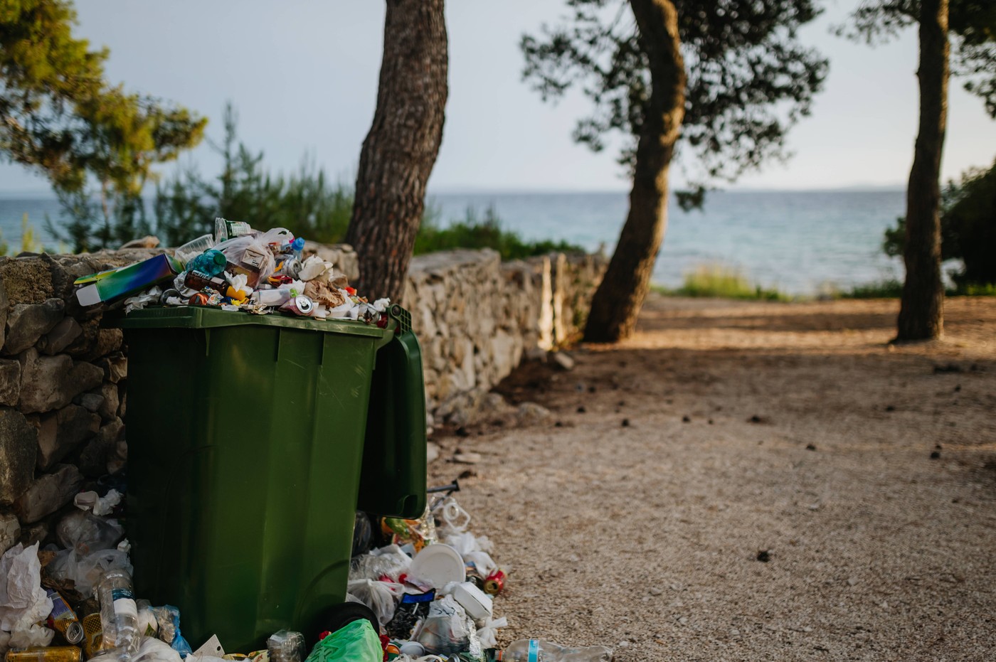 Smeti na plaži