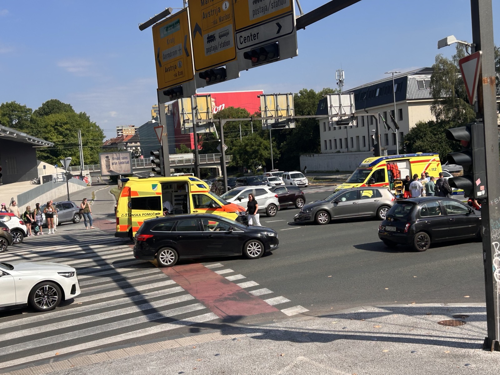 nesreča na križišču Tivolske in Bleiweisove v Ljubljani