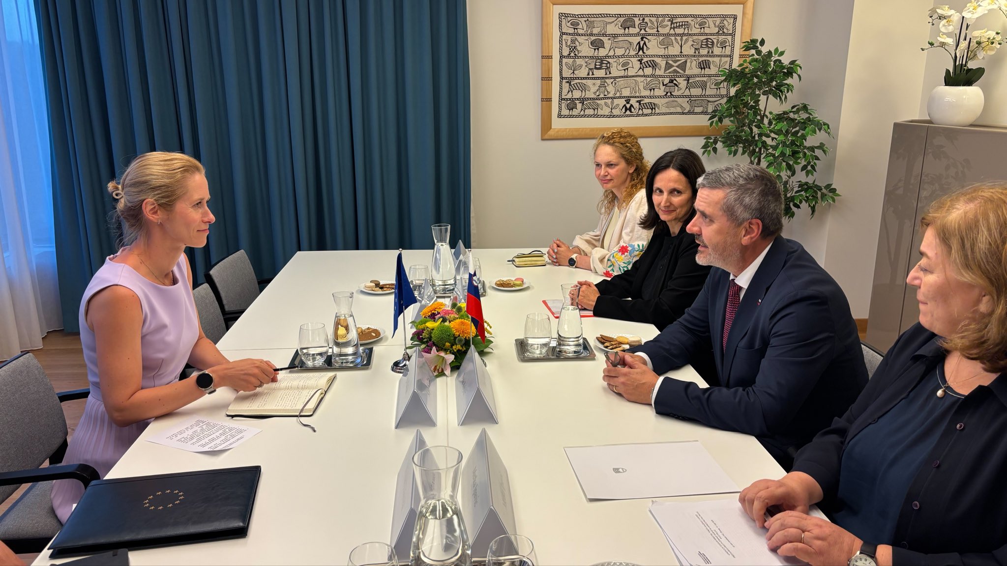 Tone Kajzer, Kaja Kallas