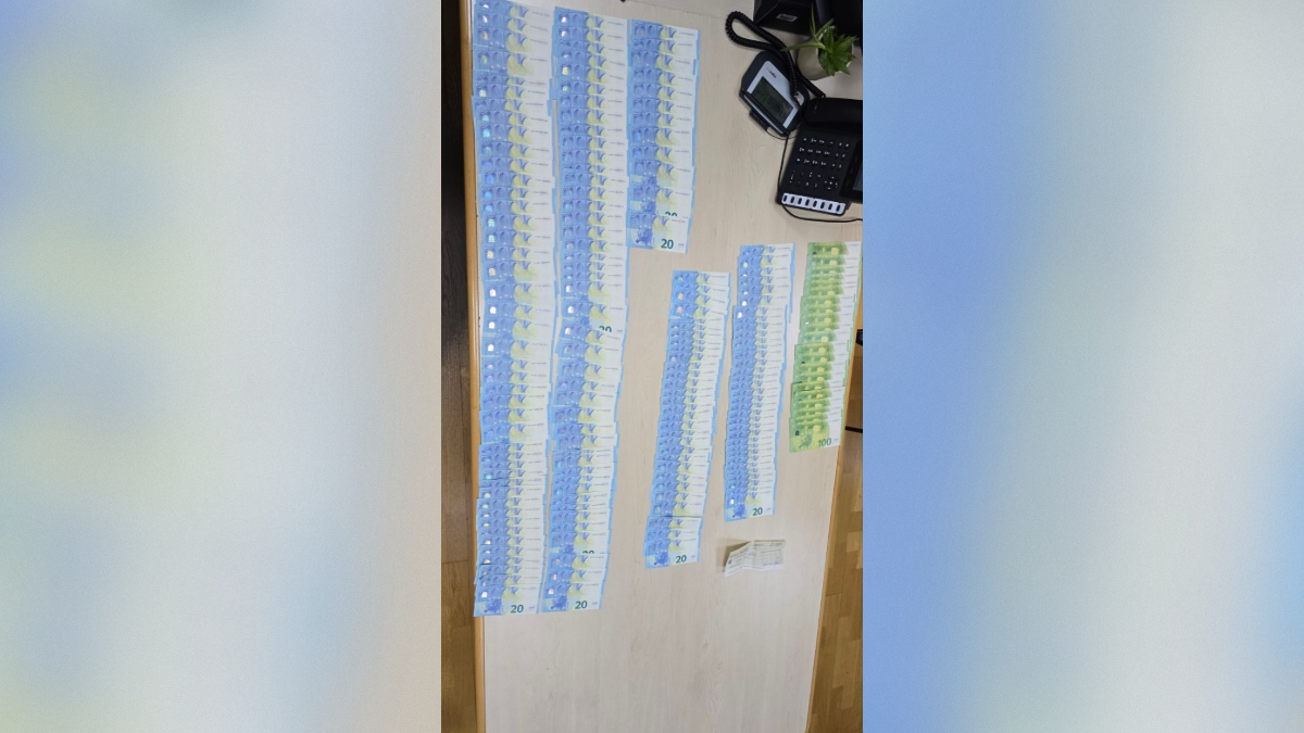 Kriminalisti pri osumljencu našli in zasegli ponarejene bankovce