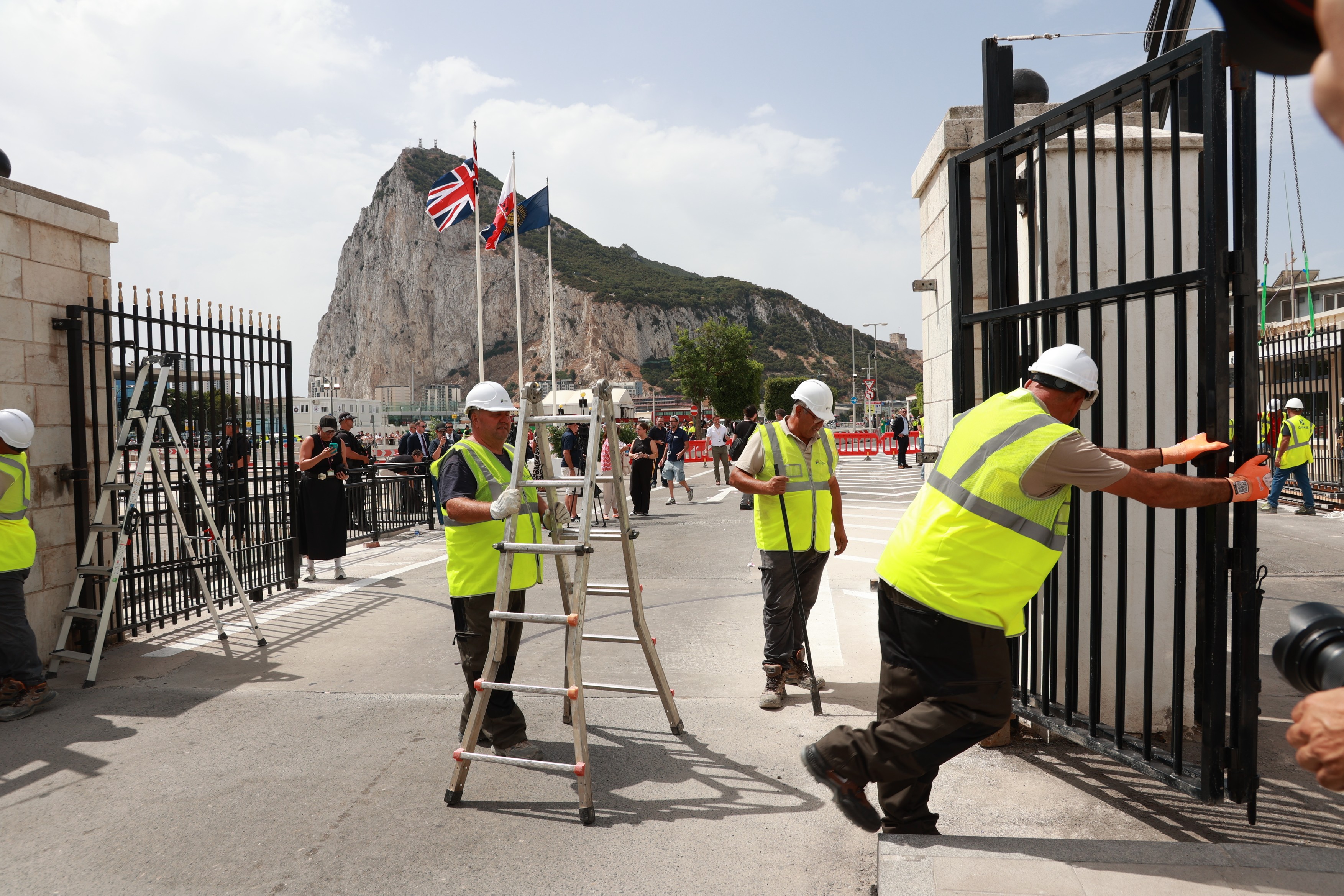 Slovestnost ob odpravi tehničnih ovir in nadzora na meji med Španijo in Gibraltarjem