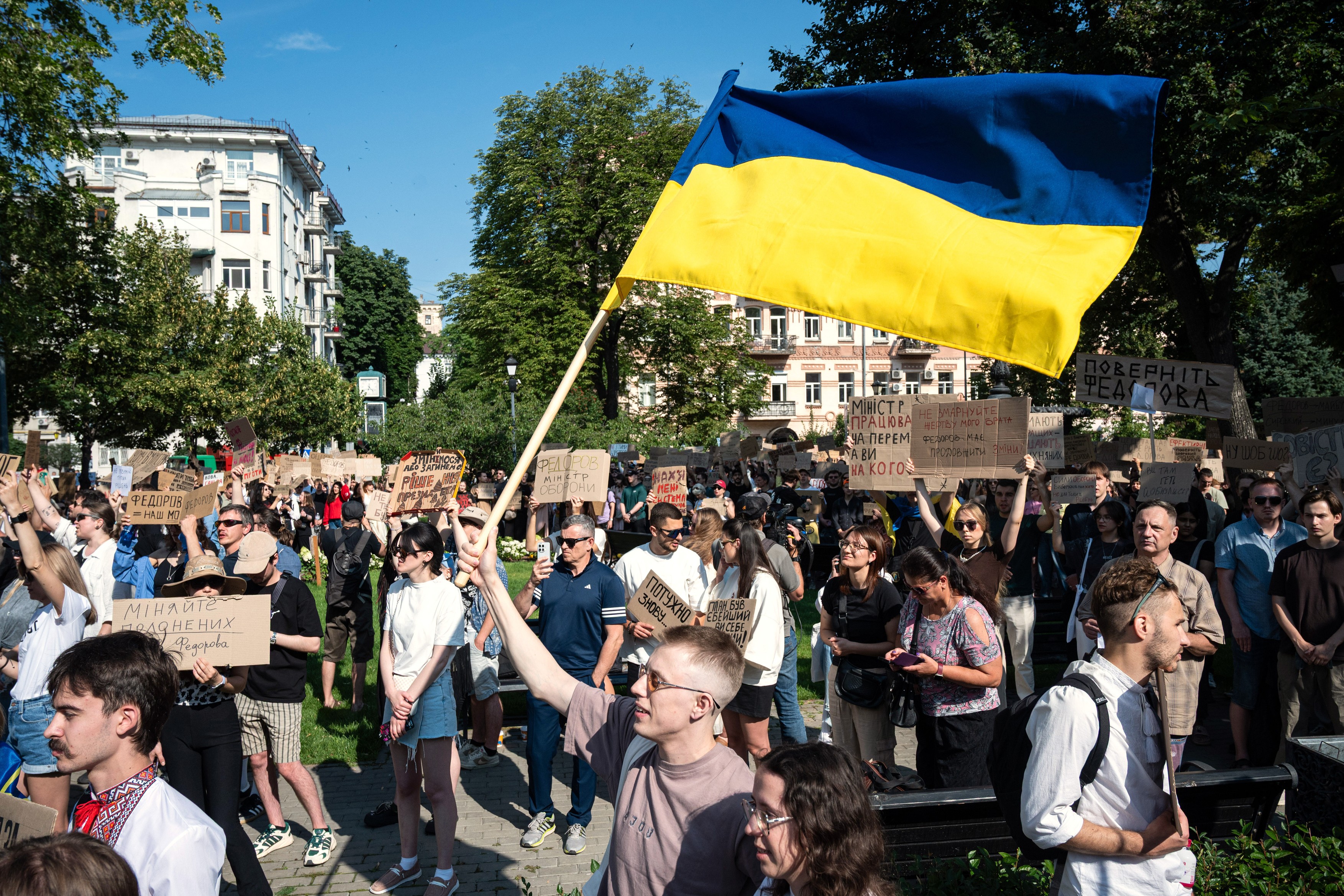 Protestni shod v Kijevu proti odstavitvi ukrajinskega obrambnega ministra Mihajla Fedorova.