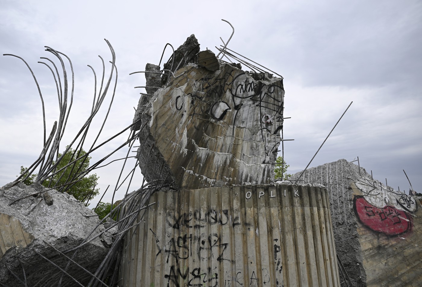 Zrušenje skulpture Balance (Ravnotežje) v Pragi