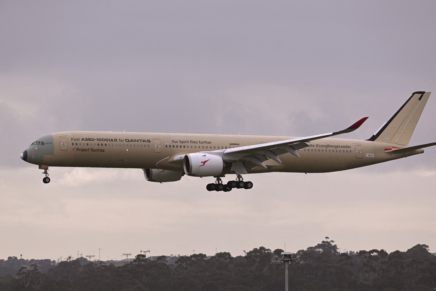 Letalo Airbus A350-1000ULR