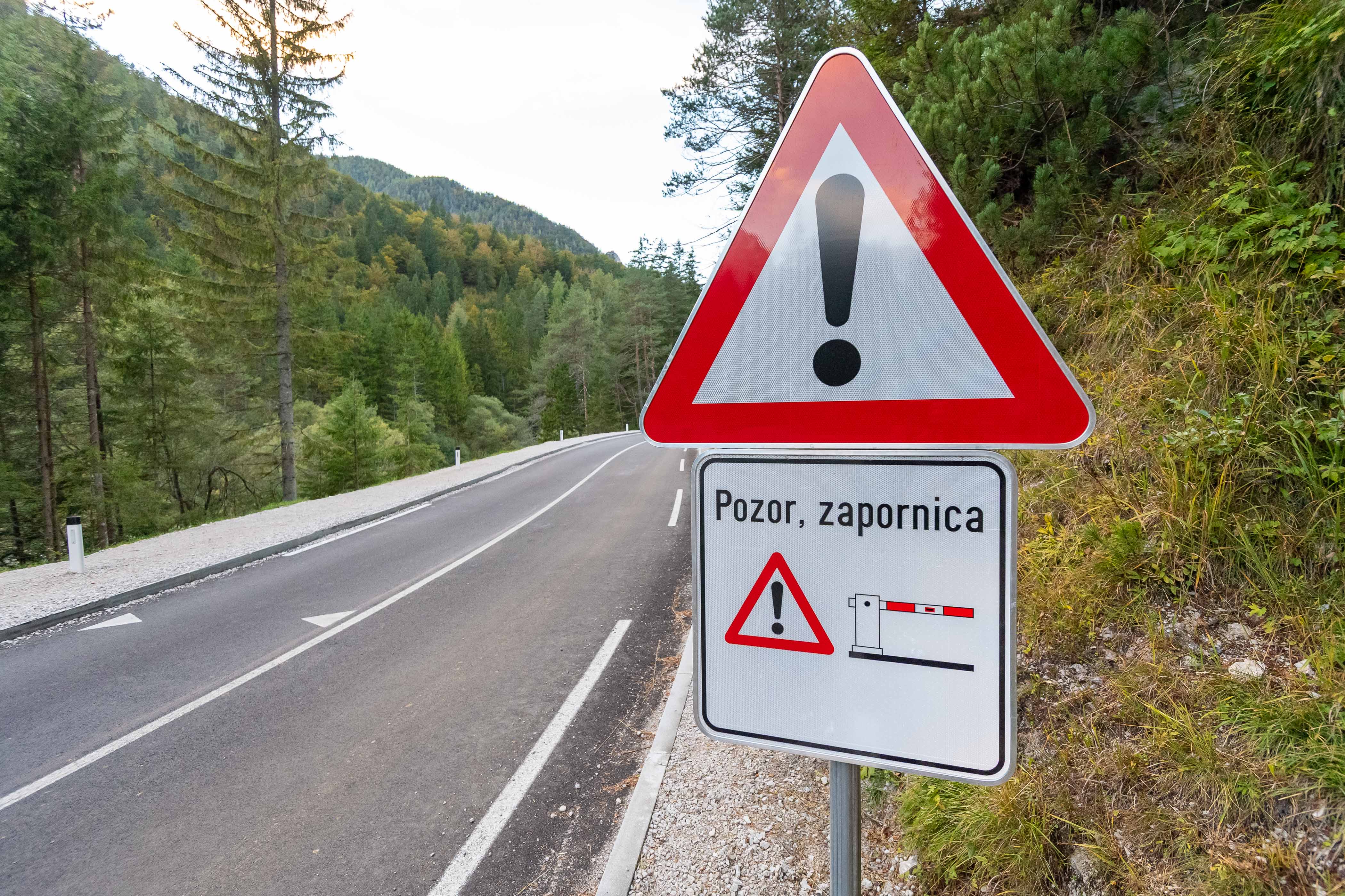 Zapornica na prelazu Vršič