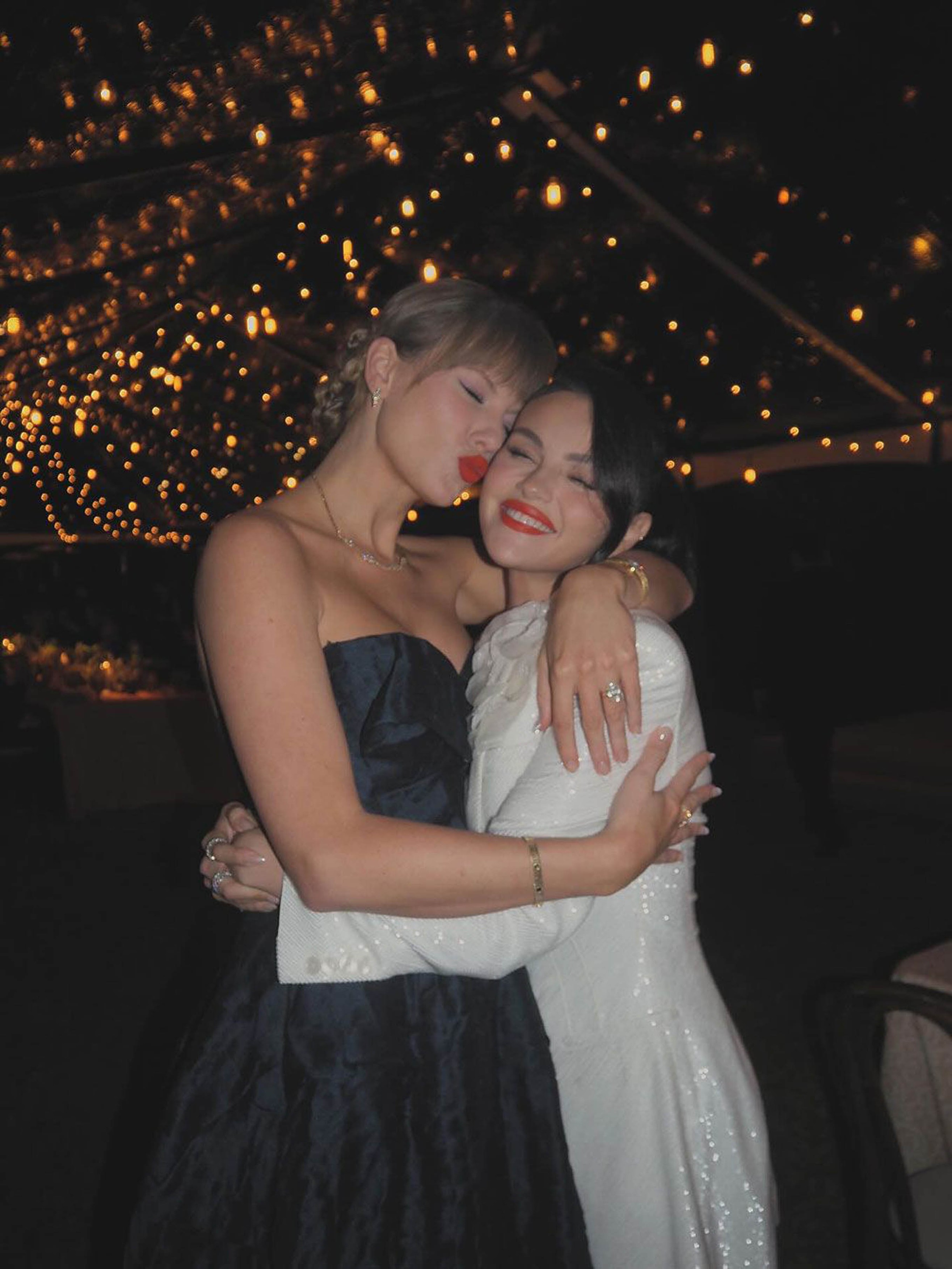 Selena Gomez in Taylor Swift