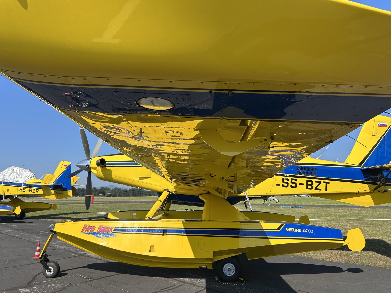 Letala za gašenje požarov air tractor