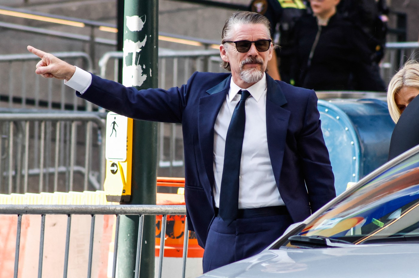 Igralec Ethan Hawke na poroki Taylor Swift in Travica Kelceja