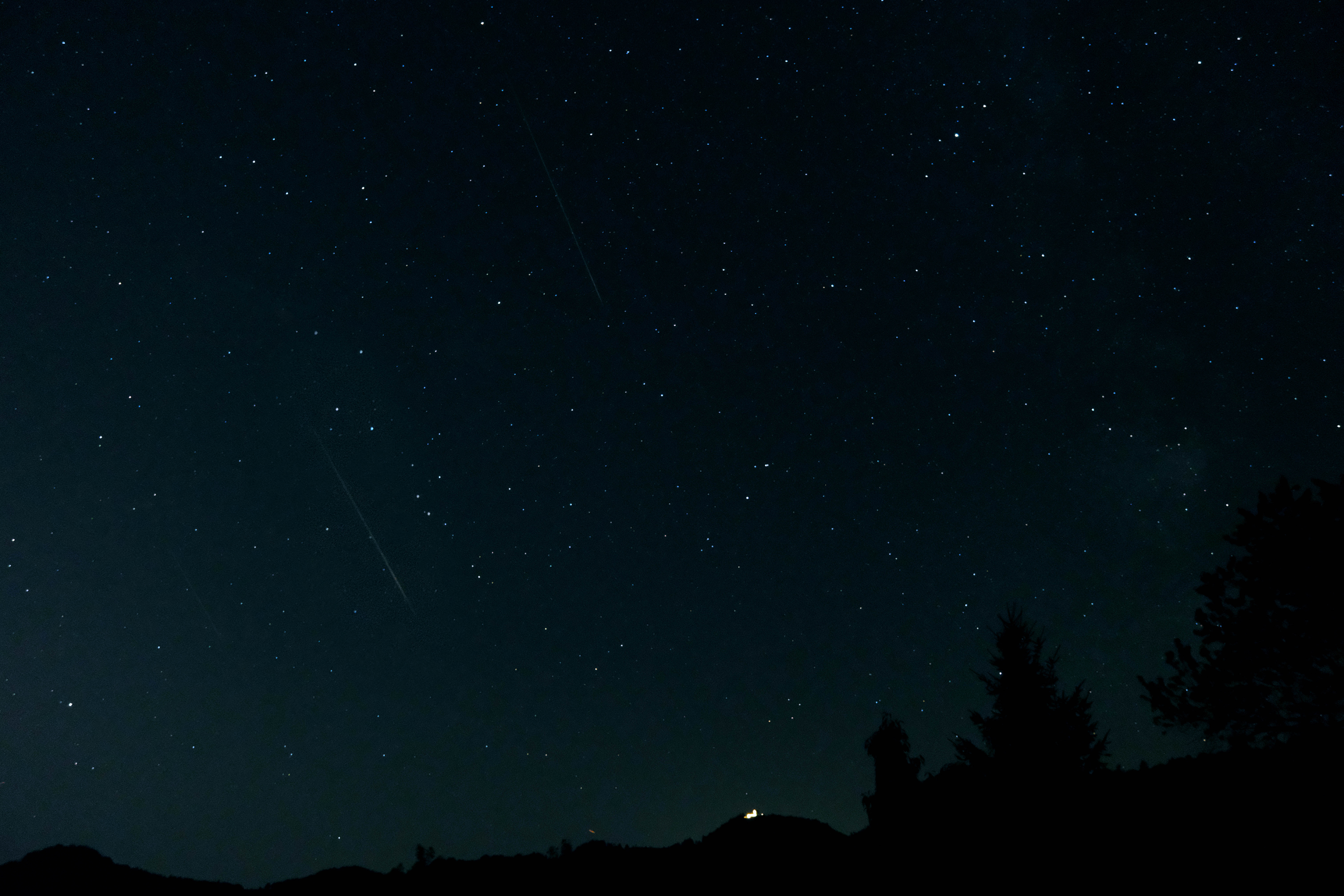 Meteor iz roja Perzeidov v Medvodah