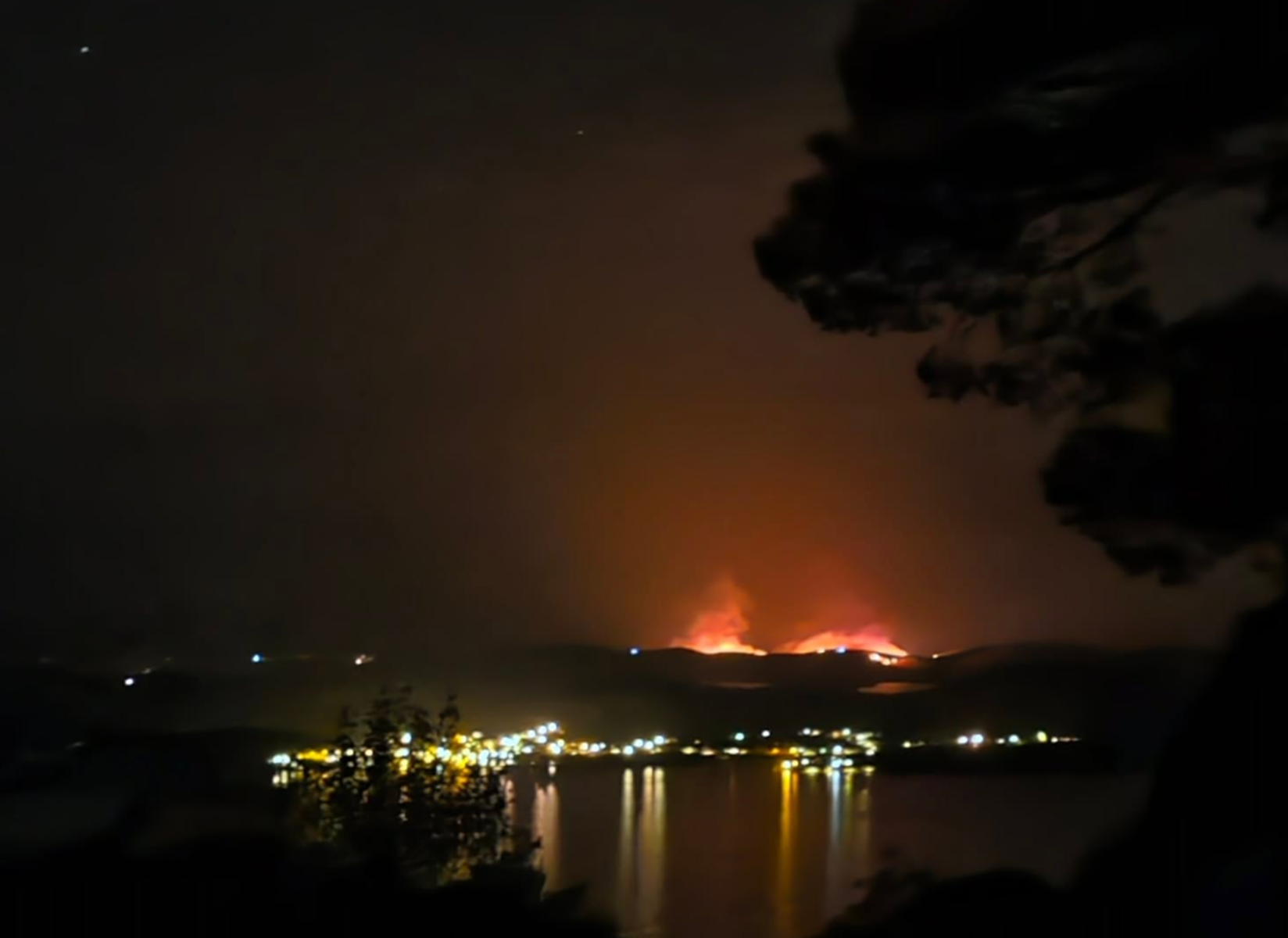 Požar na Dugem otoku
