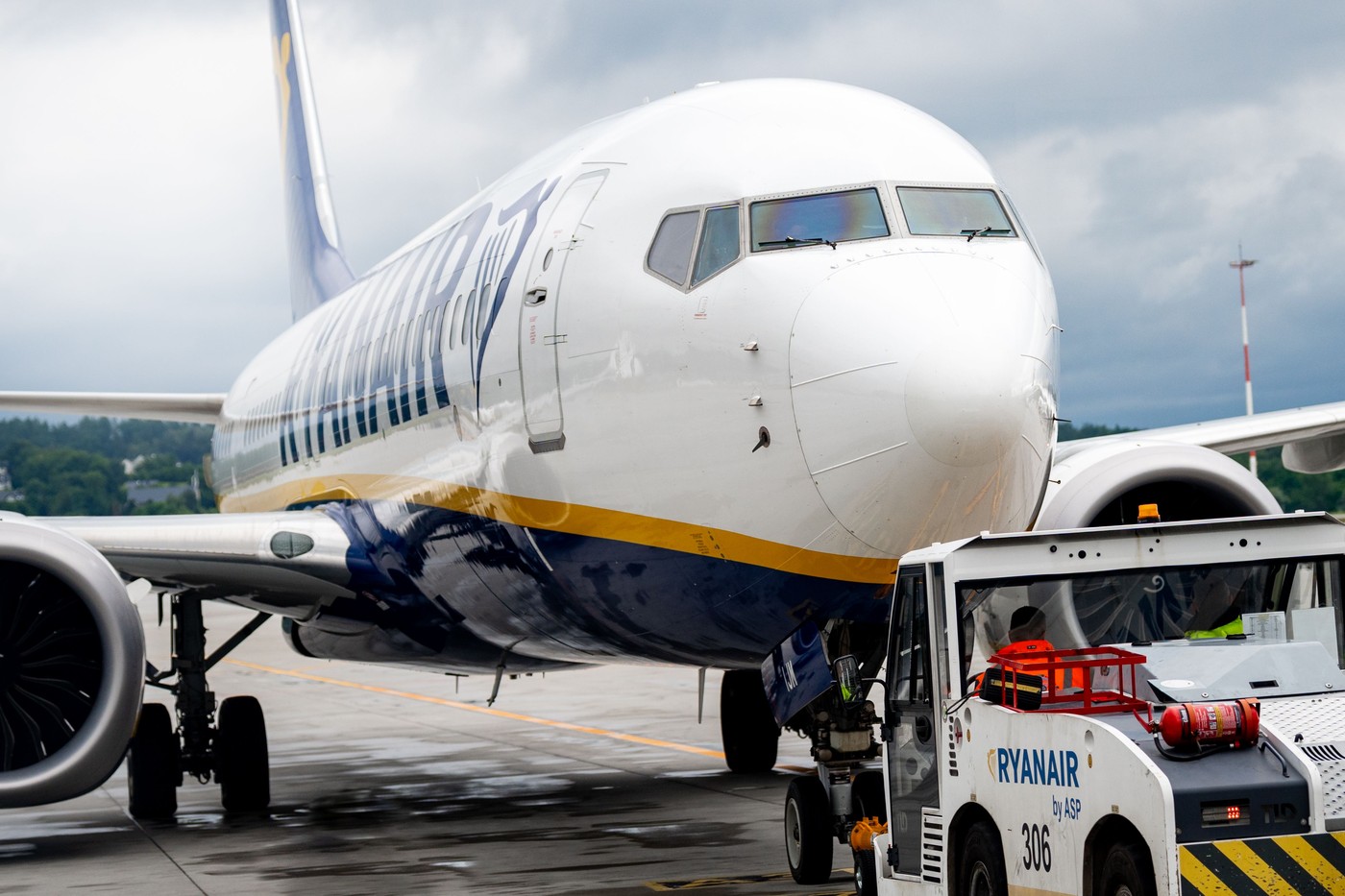Ryanairov Boeing 737 na letališču v Krakovu