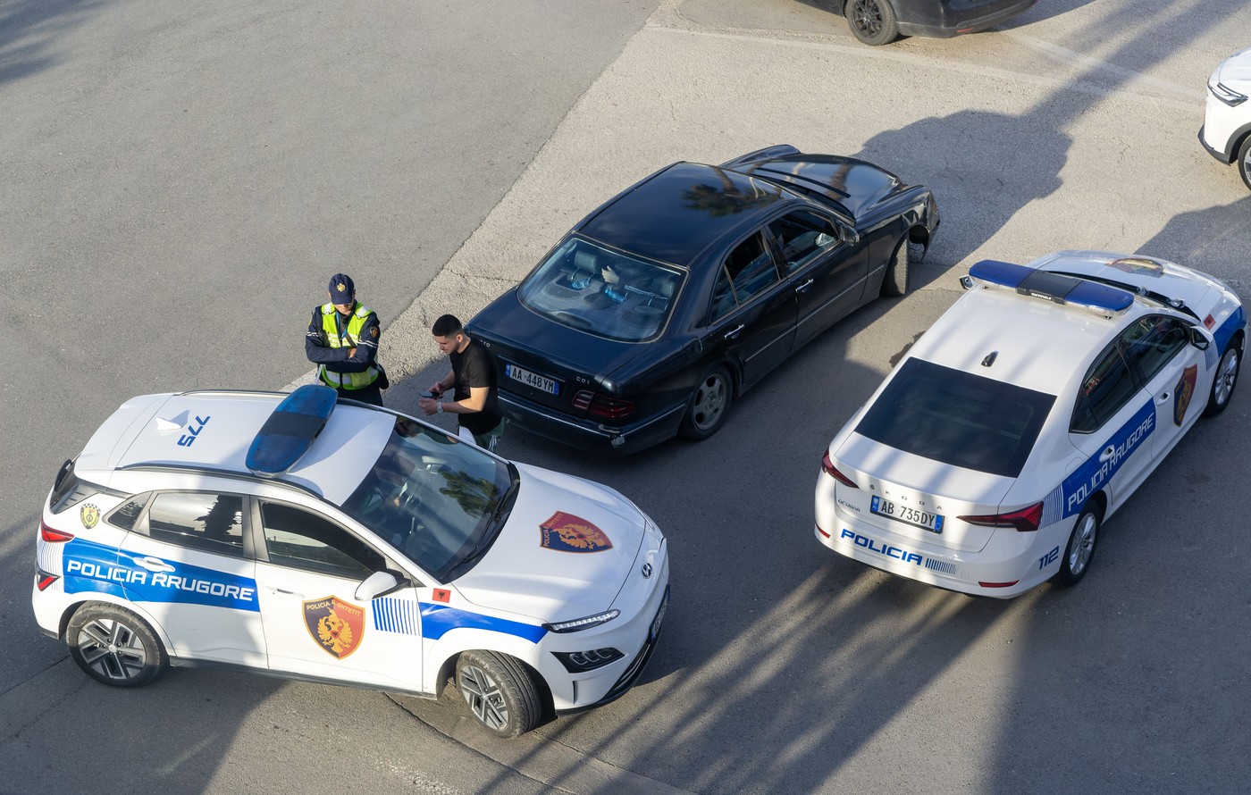 Albanska policija