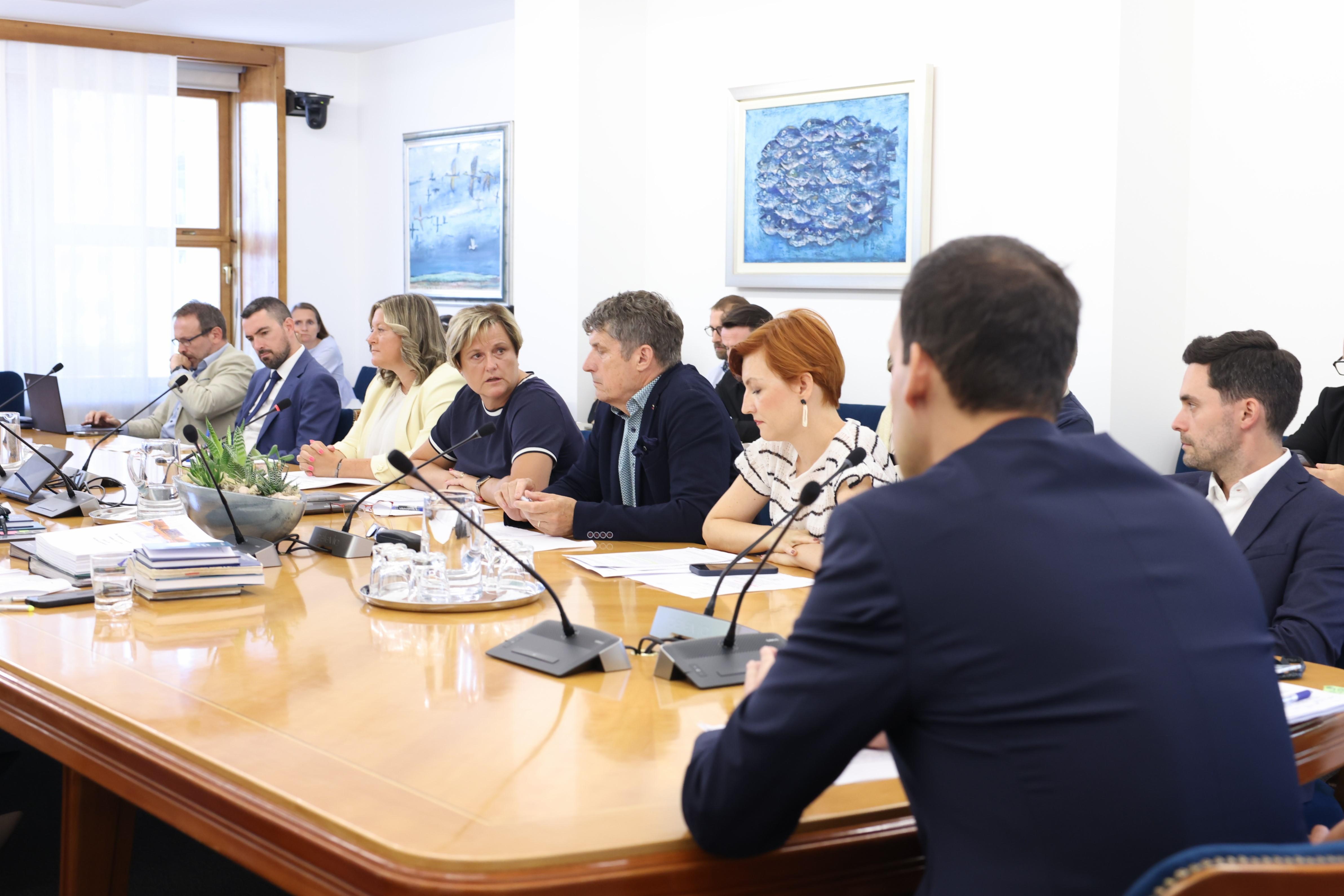Kolegij predsednika DZ