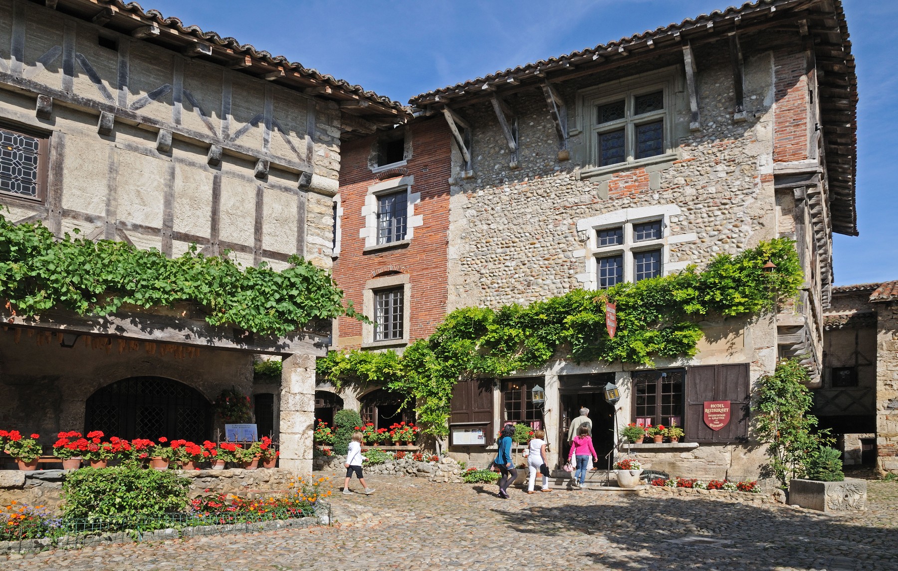 Pérouges, Francija