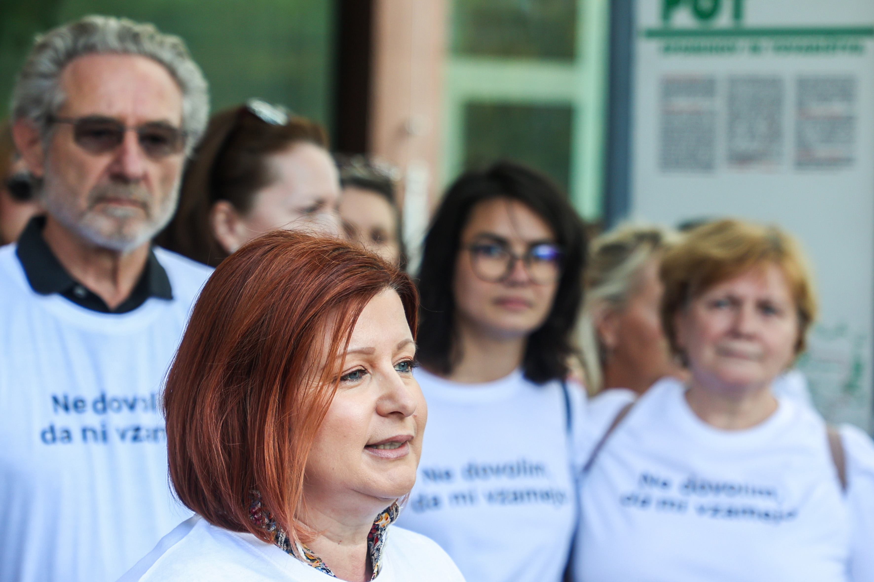 Sindikati začeli zbirati podpise za referendum