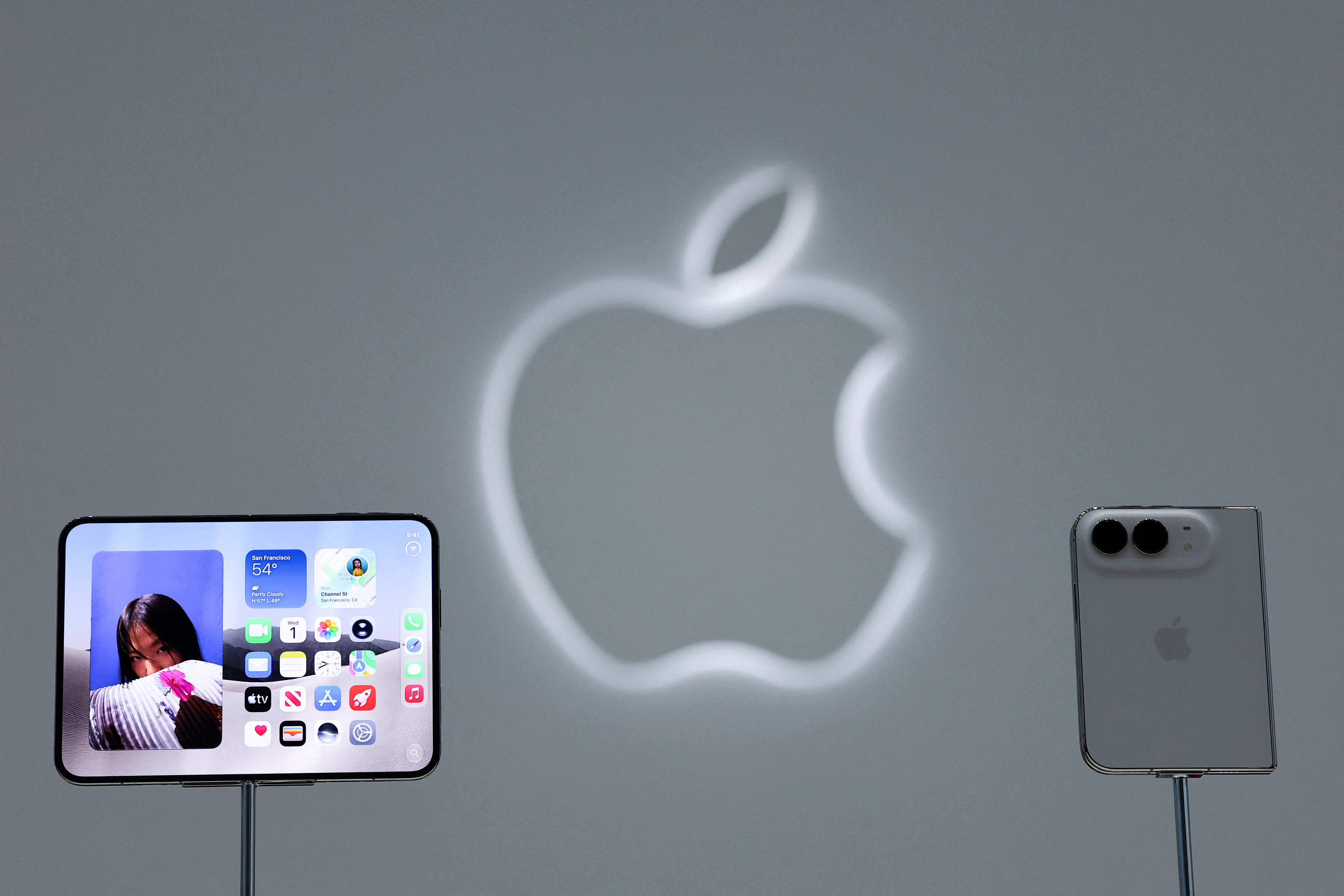 iPhone Duo