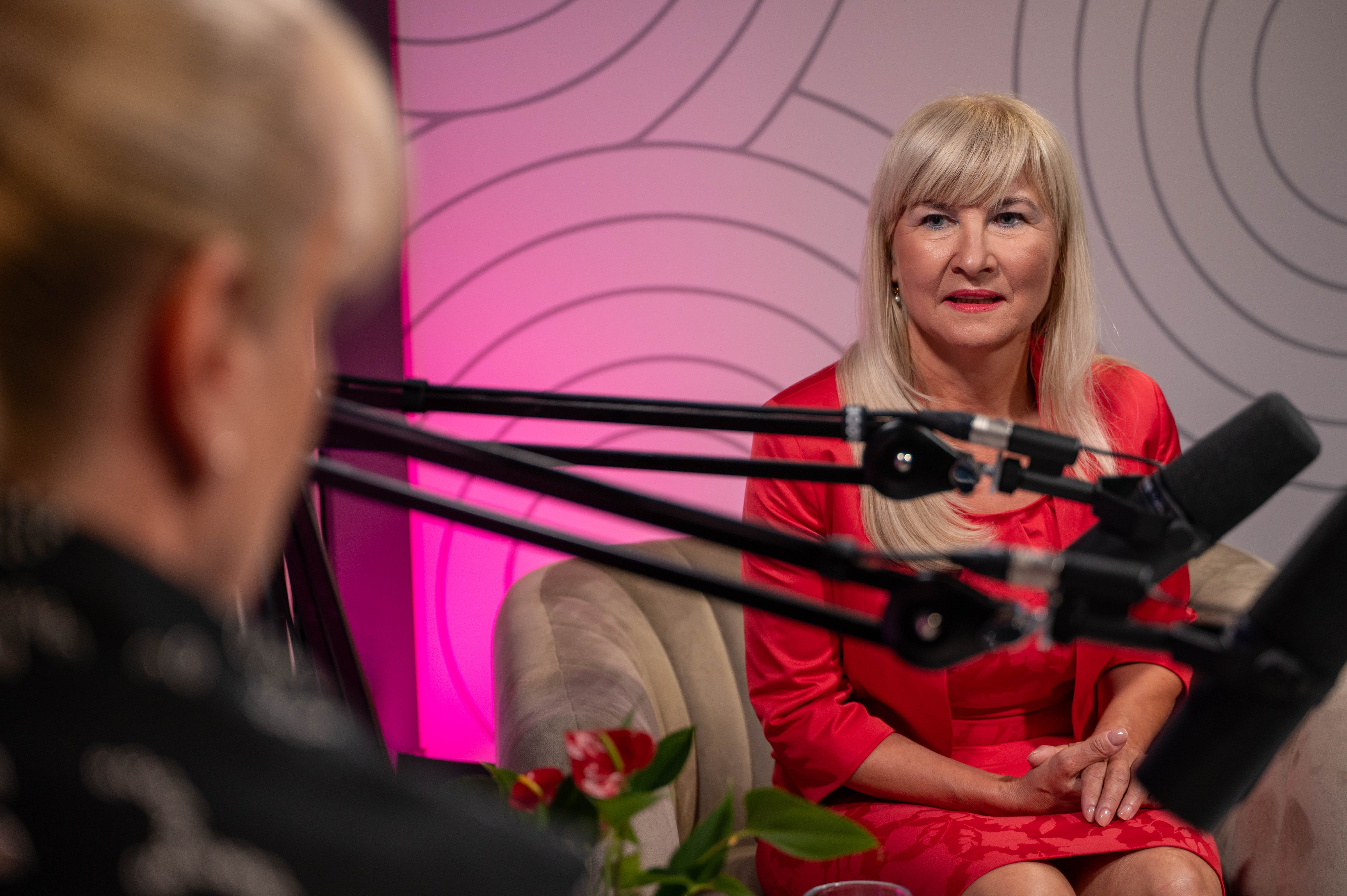Alenka Kesar in Vida Ozis