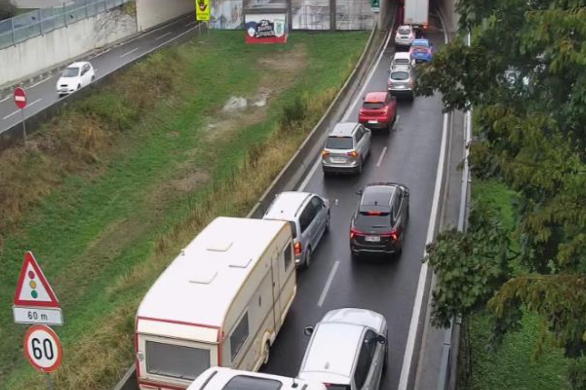 Zastoji na odseku Ljubljana - Šentvid - Šmartno