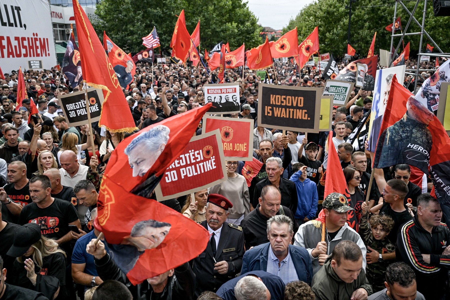 Kosovo protest