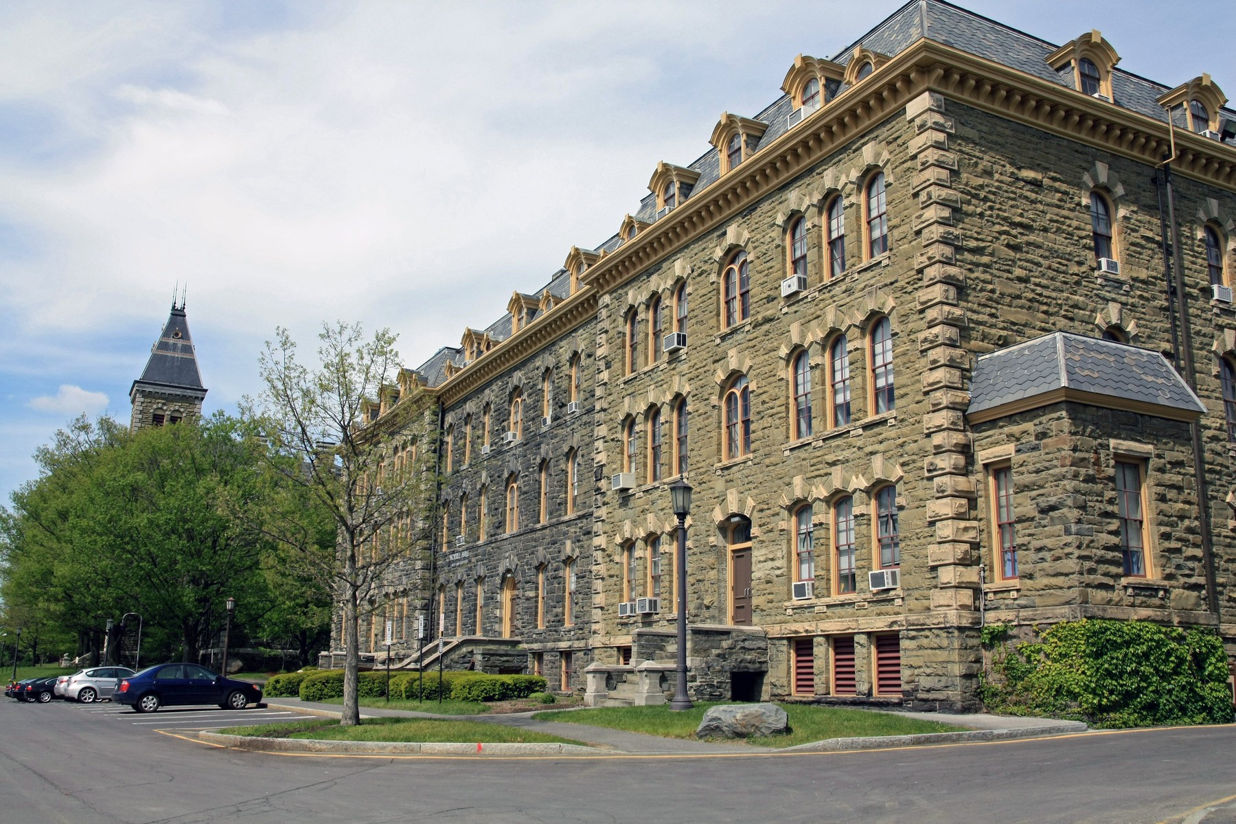 Univerza Cornell