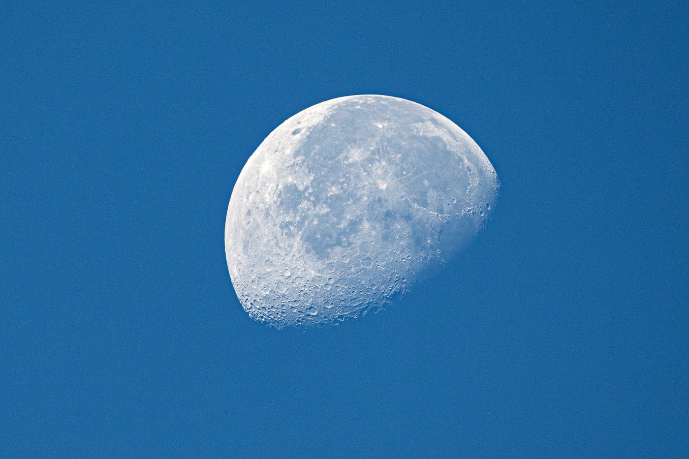 bližnji posnetek Lune
