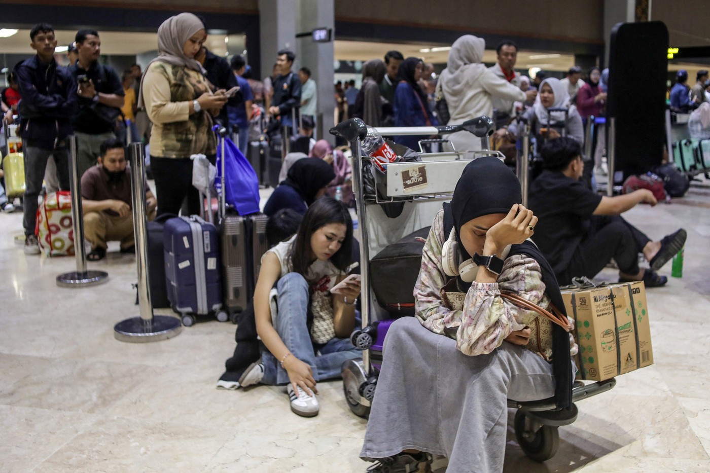 Zaradi izbruha vulkana zaprli letališča v Indoneziji
