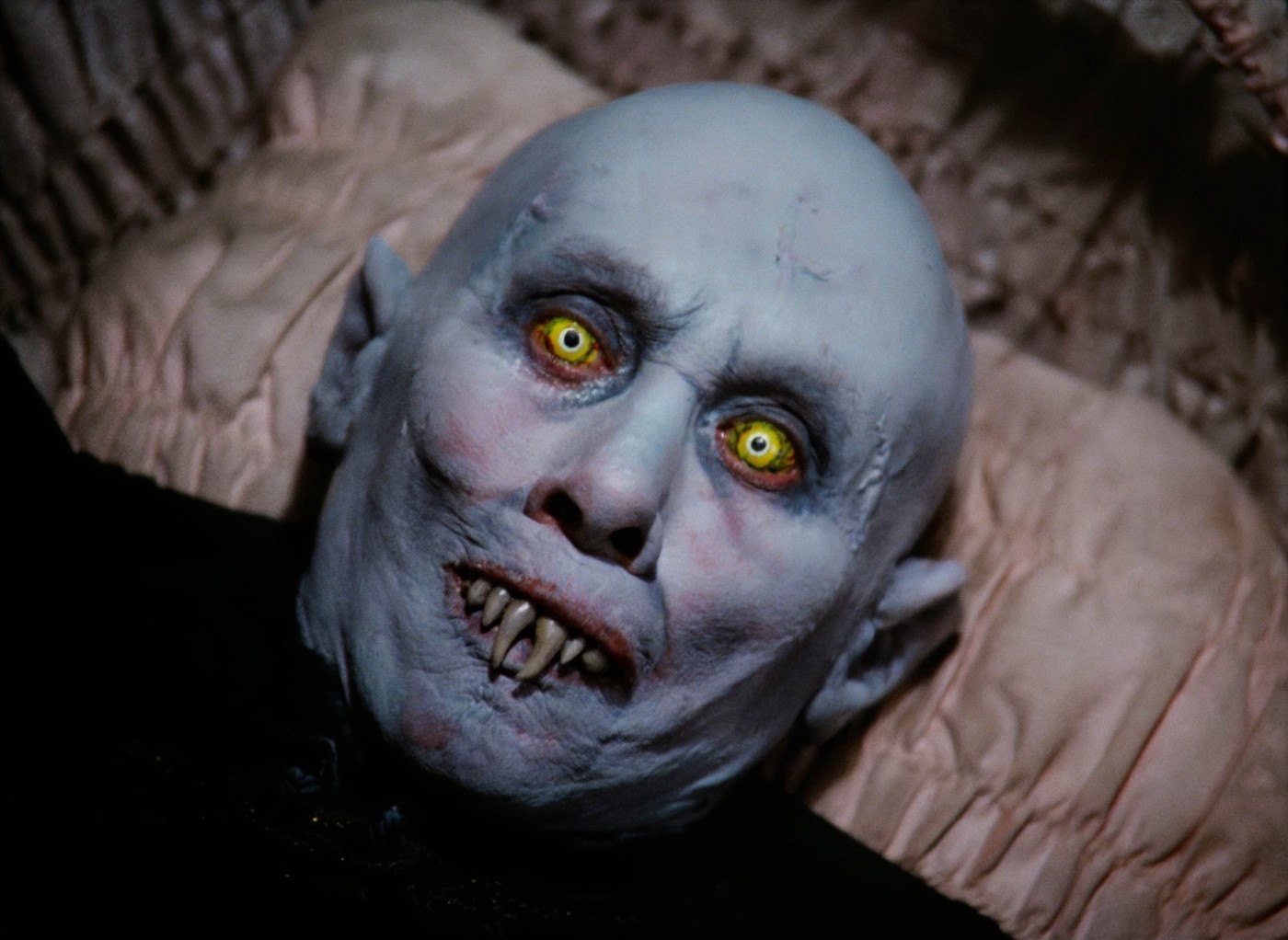 prizor iz filma Vampirji iz Salema