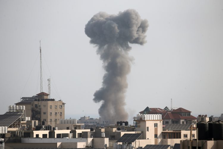 Napadi v Gazi.