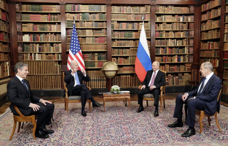 Vladimir Putin in Joe Biden