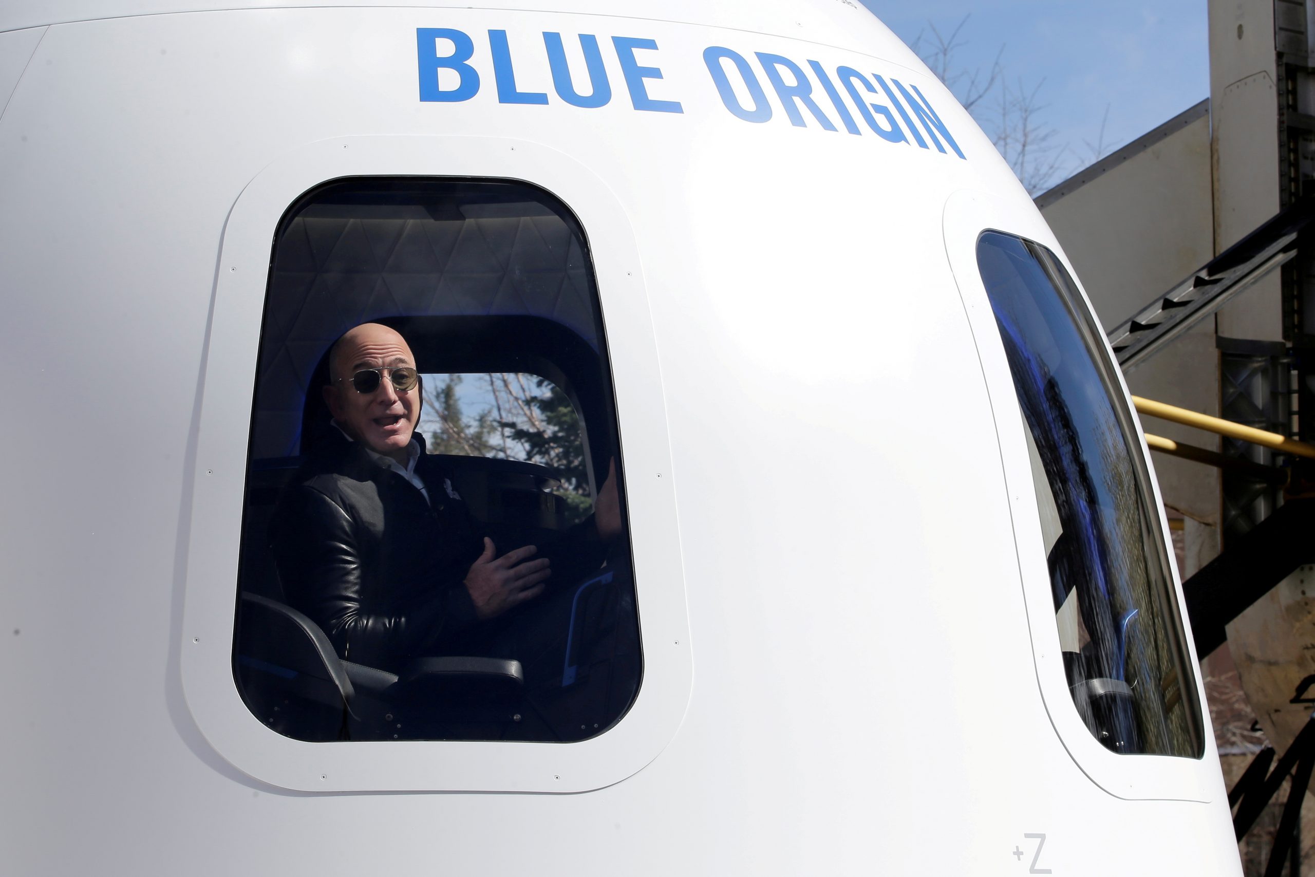 Jeff Bezos bo kmalu odpotoval v vesolje