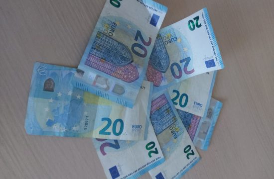 Velenjčan unovčeval ponarejene bankovce