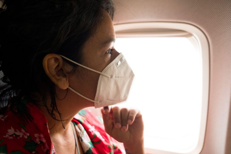 potovanje z letalom med epidemijo