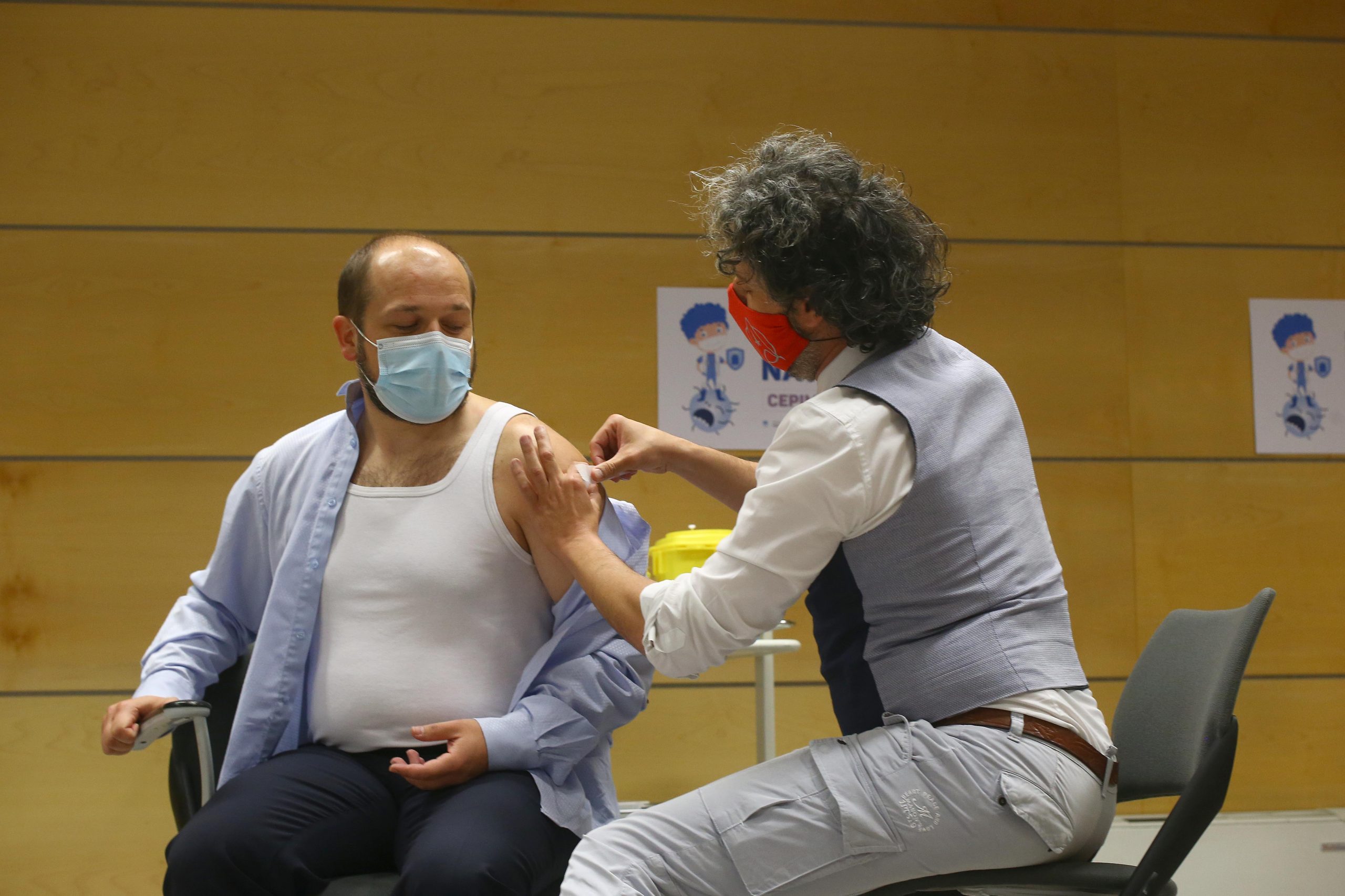 Cepljenje zdravstvenega ministra