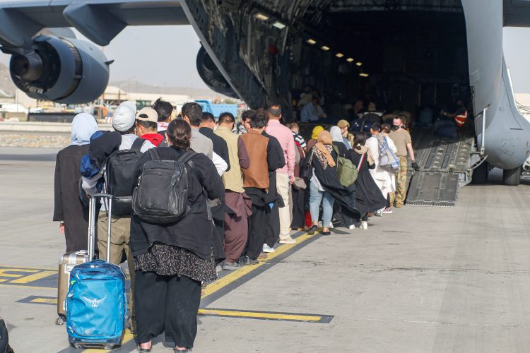 Evakuacija na letališču v Kabulu