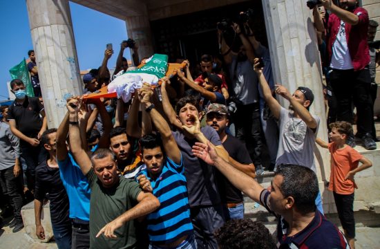 Pogreb ustreljenega palestinskega dečka