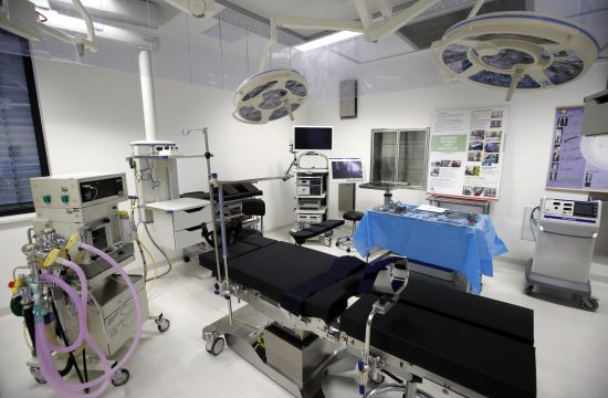 medicinska oprema, operacijska soba