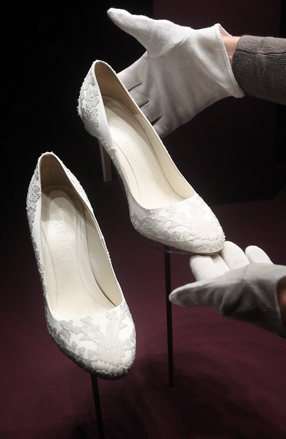 Kate Middleton poročni čevlji