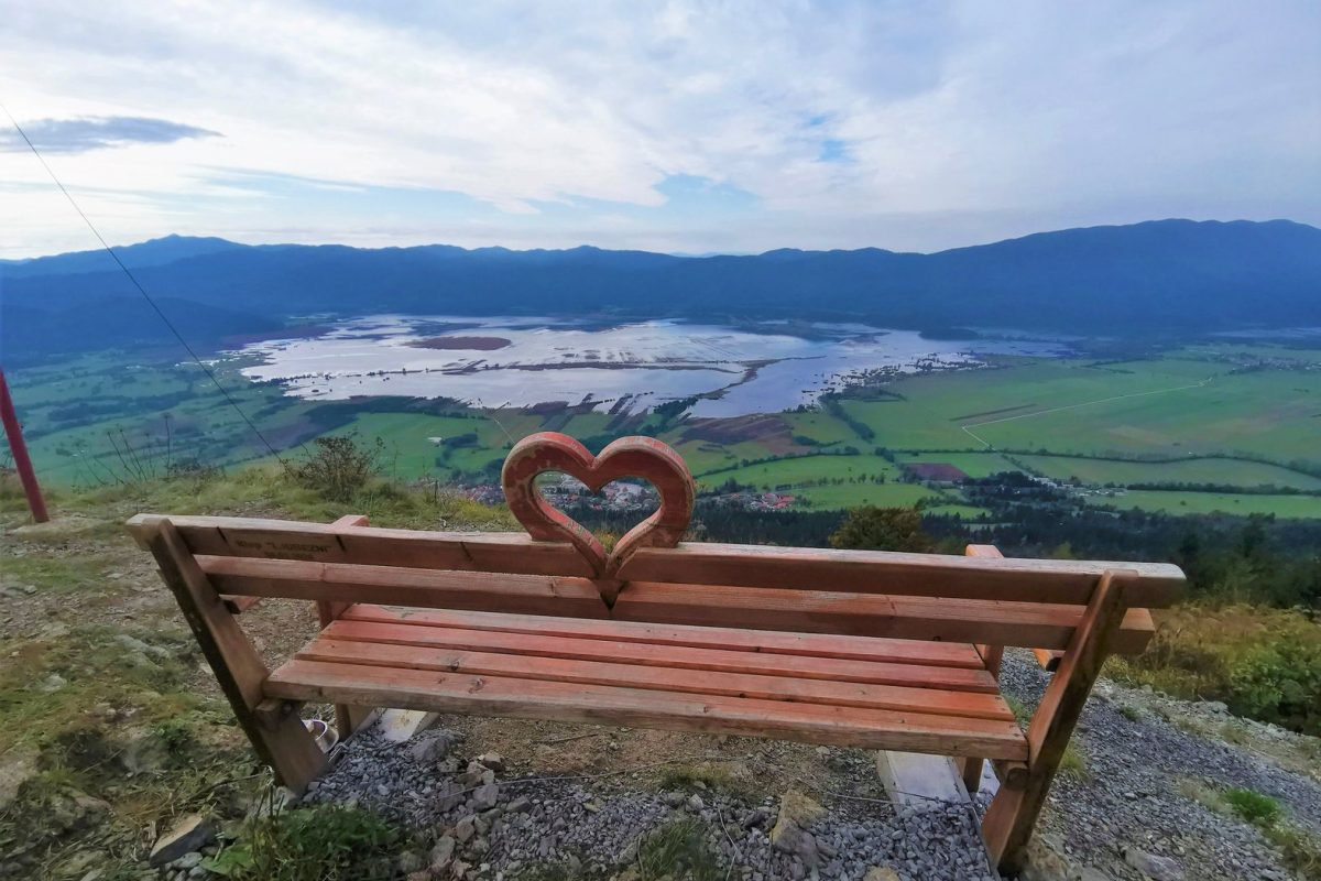 Tri ideje za izlet na Notranjsko Vremšica, Slivnica in Sveta Trojica N1