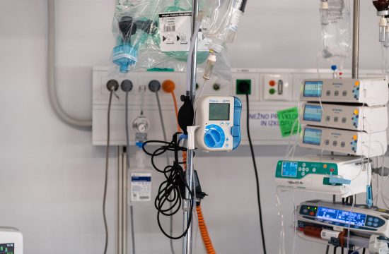 Bolnišnične naprave in infuzija