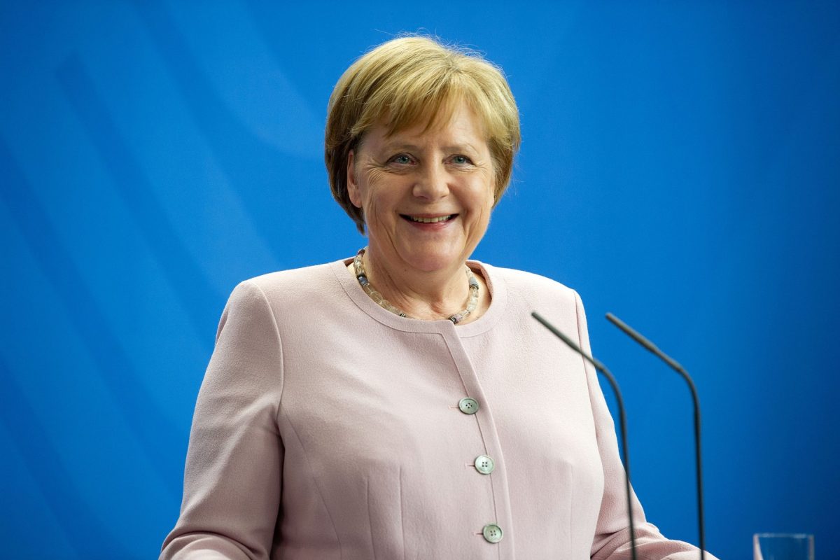 Škandal v Nemčiji: kar 55.000 evrov za frizuro in ličenje