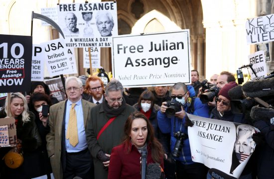 Julian Assange, Stella Morris