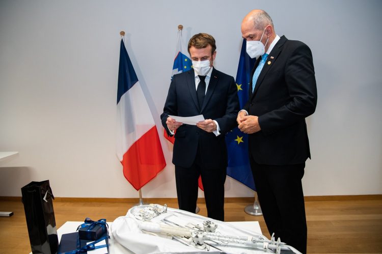 Predsedovanje: Macron in Janša
