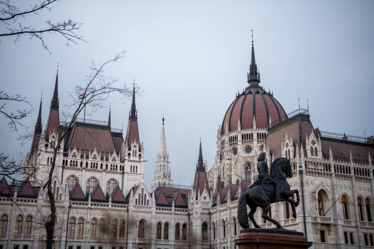 Madžarska še enkrat preložila odločanje o vstopu Švedske in Finske v Nato