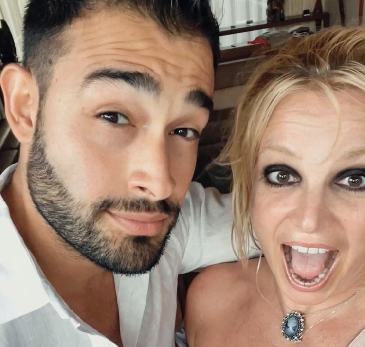 Britney Spears in Sam Asghari