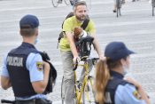 policija, kolesar, kolo, Ljubljana