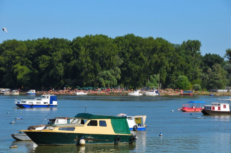 Lido Donava