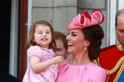 Kate Middleton in princesa Charlotte