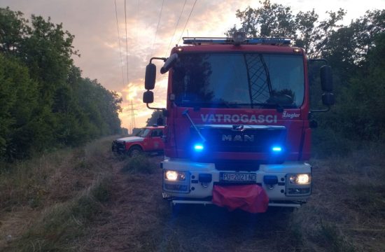 Požar v bližini Novigrada