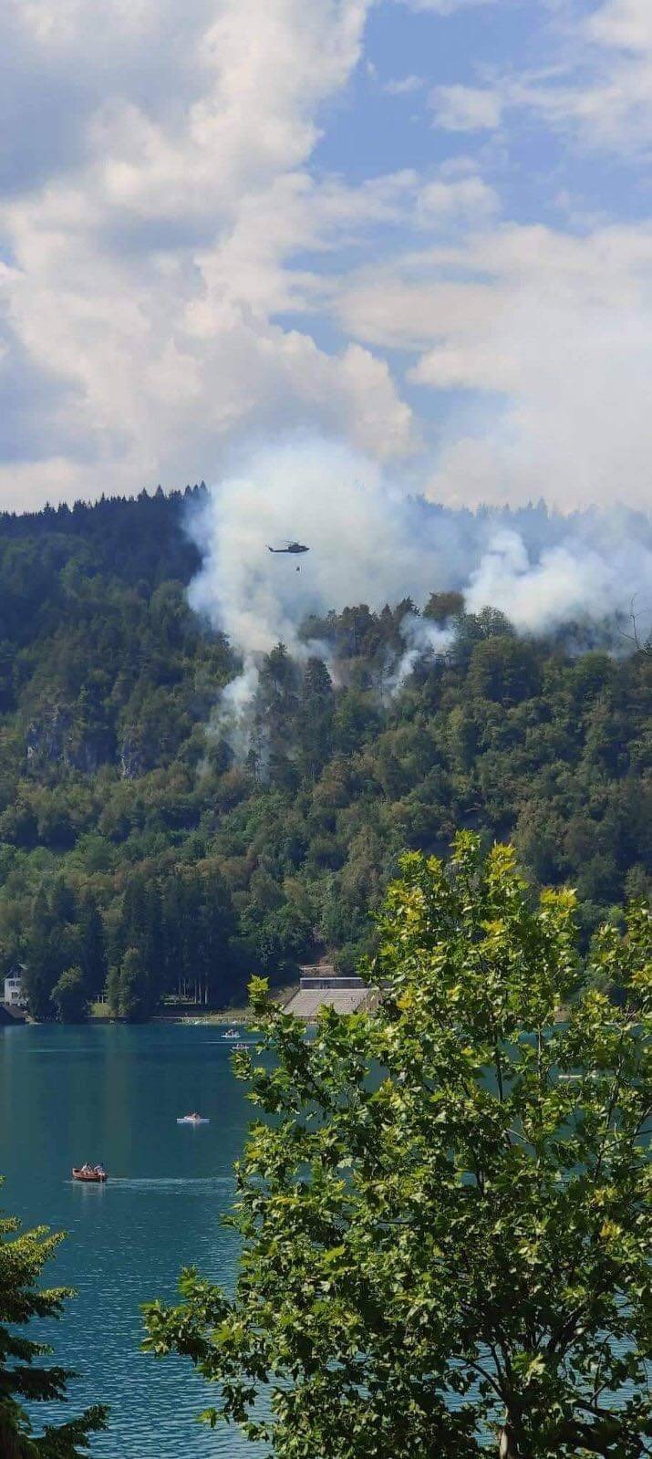 Gašenje požara na Bledu